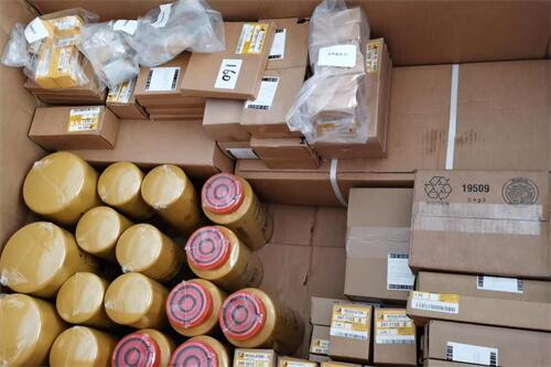 卡特C13發動機配件大揭秘：你不得不知的那些事兒