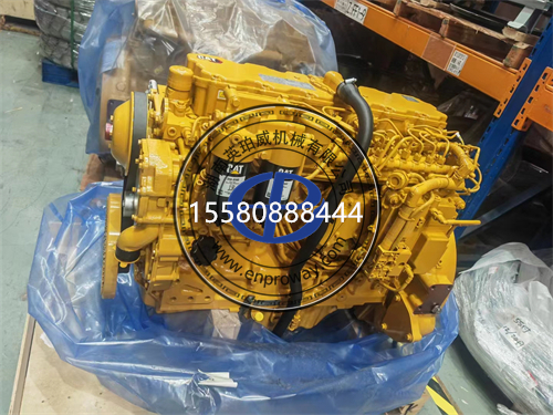 卡特320c發動機廢氣管里面冒機油怎么回事