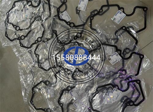 珀金斯SE152E/26發(fā)動機搖臂室墊片安裝全攻略