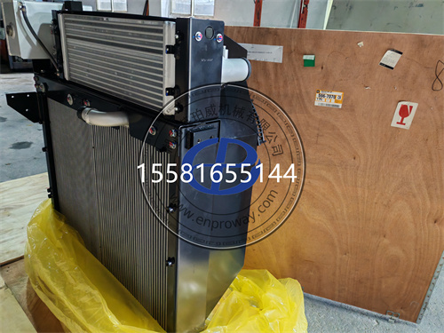 卡特320GX網紅挖機水箱596-7070：高效散熱與耐用性