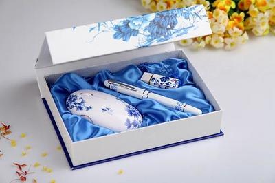 禮品公司 專注產品還是服務？解析禮品行業的雙輪驅動